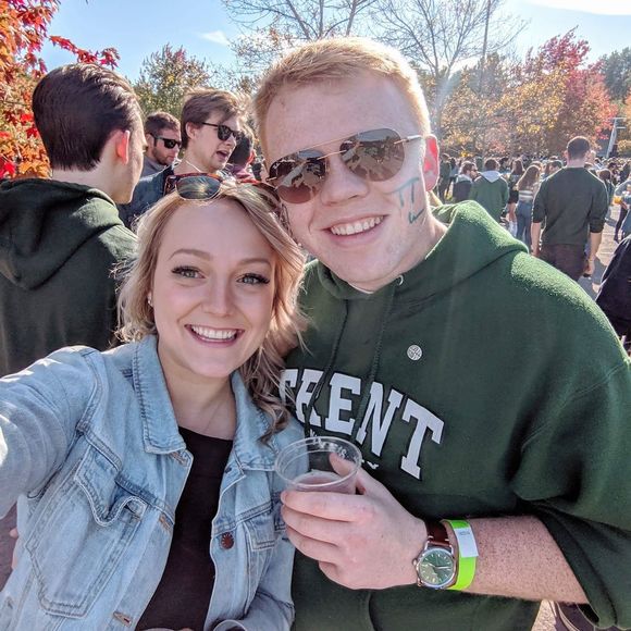 Meet your Posher, Magda - Picture 1 of 1